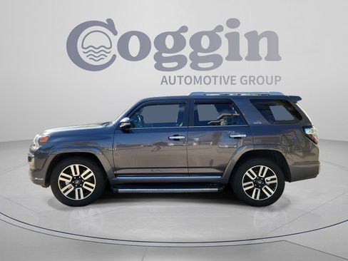 Used 2019 Toyota 4Runner Limited RWD image 3