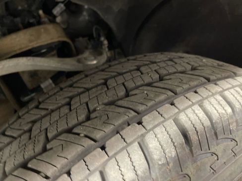 Used 2025 GMC Sierra 1500 SLE image 41