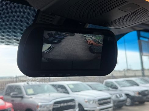 Used 2019 Mercedes-Benz Sprinter 170 image 30