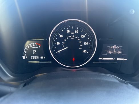 Used 2020 Honda HR-V EX image 29