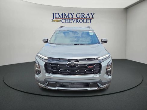 New 2027 Chevrolet Equinox RS w/ Safety and Technology Package FWD image 8