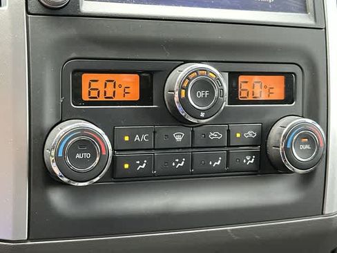 Used 2021 Nissan Frontier SV AWD/4WD image 14