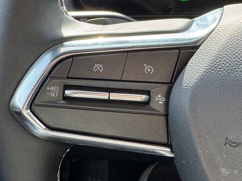 Used 2026 Chevrolet Equinox EV LT image 22