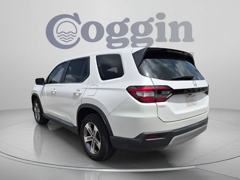 Used 2023 Honda Pilot EX-L image 4