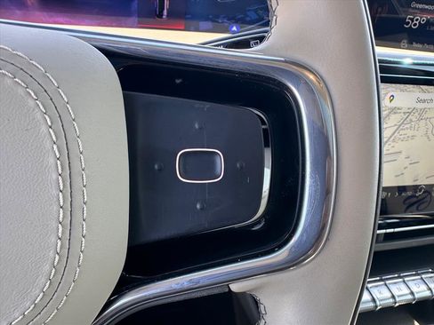 Used 2024 Lincoln Nautilus Premier w/ Equipment Group 102A image 23