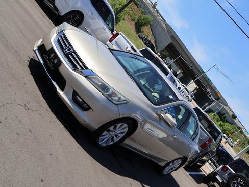 Used 2014 Honda Accord EX-L image 3