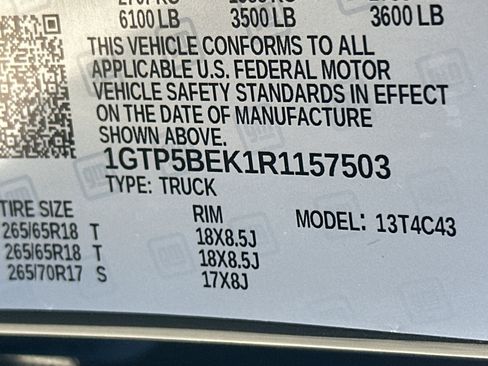 Certified 2024 GMC Canyon Elevation image 32