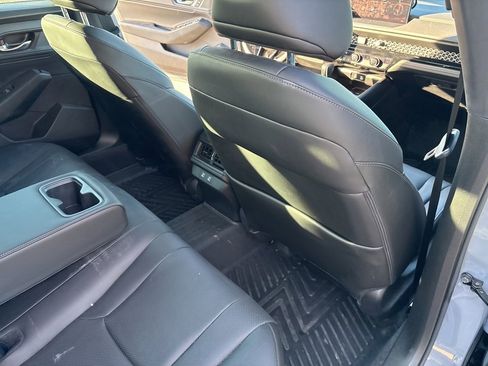 Used 2025 Honda Accord Sport image 38