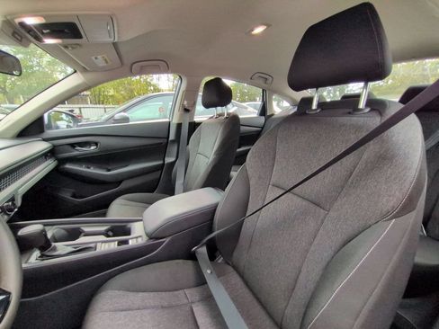 Used 2025 Honda Accord LX image 9