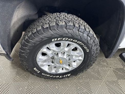Used 2022 Chevrolet Silverado 3500 LT w/ Convenience Package image 15
