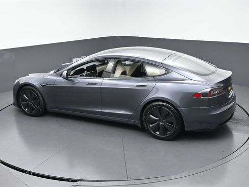 Used 2022 Tesla Model S AWD/4WD image 41