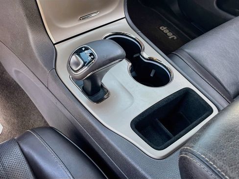 Used 2014 Jeep Grand Cherokee Summit RWD image 17