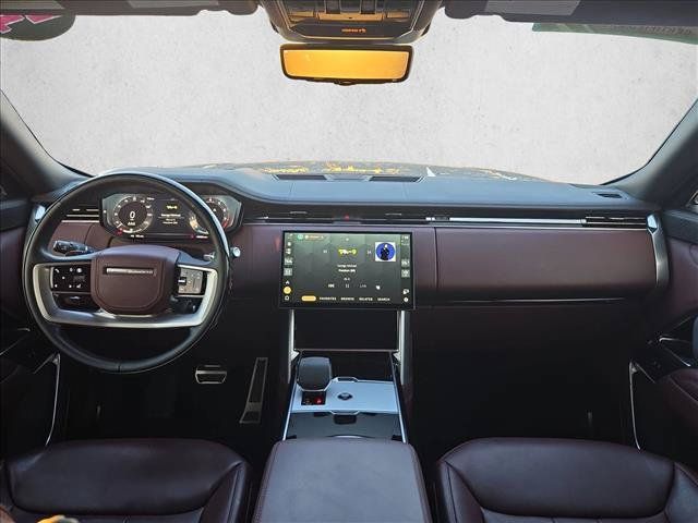 Used 2024 Land Rover Range Rover Long Wheelbase Autobiography AWD/4WD image 19