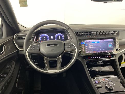 New 2026 Jeep Grand Cherokee Limited image 51