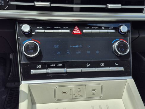 New 2026 Hyundai Santa Fe SE FWD image 29
