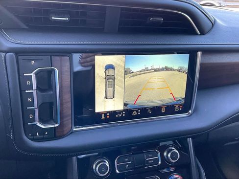 Used 2023 GMC Yukon Denali Ultimate image 27