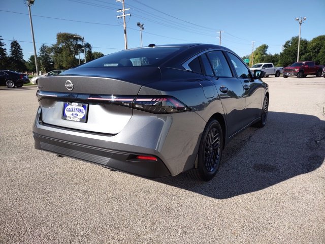 Used 2027 Nissan Sentra SV FWD image 6