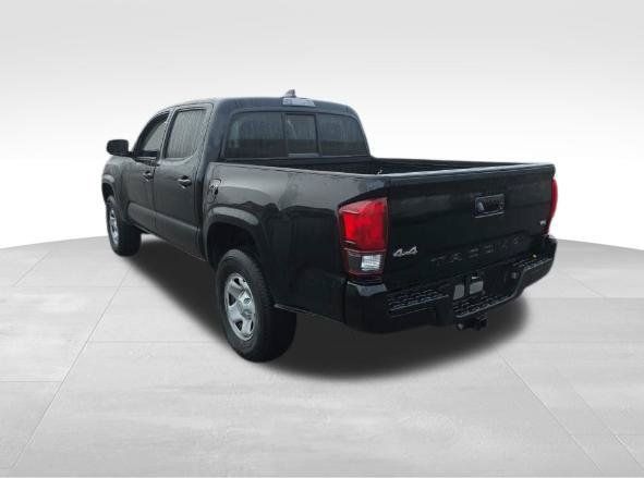 Used 2023 Toyota Tacoma SR AWD/4WD image 4