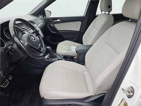 Used 2021 Volkswagen Tiguan SE R-Line AWD/4WD image 30