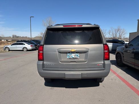 Used 2018 Chevrolet Tahoe LT image 4