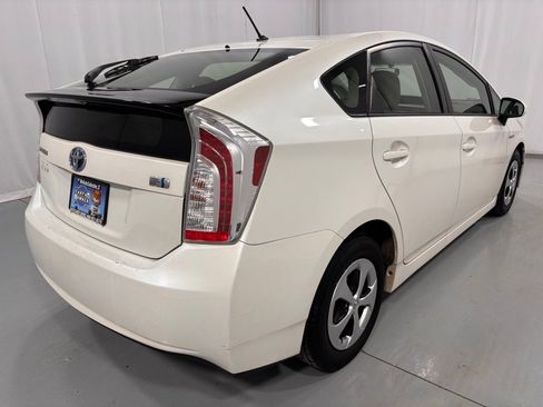 Used 2014 Toyota Prius Two image 5