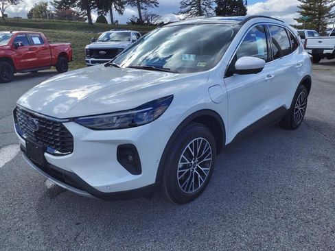 New 2024 Ford Escape SE w/ PHEV Premium Package image 9