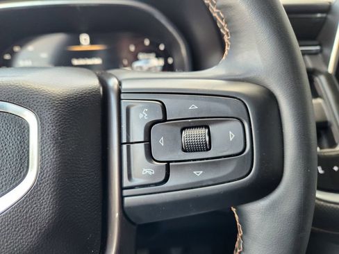 Used 2023 GMC Yukon AT4 w/ AT4 Premium Plus Package image 30