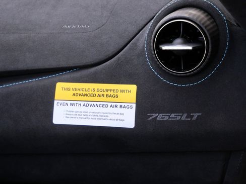 Used 2022 McLaren 765LT RWD image 42