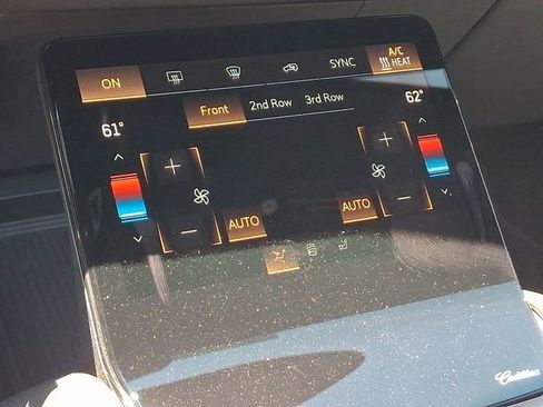 Certified 2026 Cadillac Vistiq Luxury AWD/4WD image 16