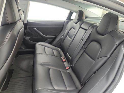 Used 2020 Tesla Model 3 Standard Range Plus RWD image 15