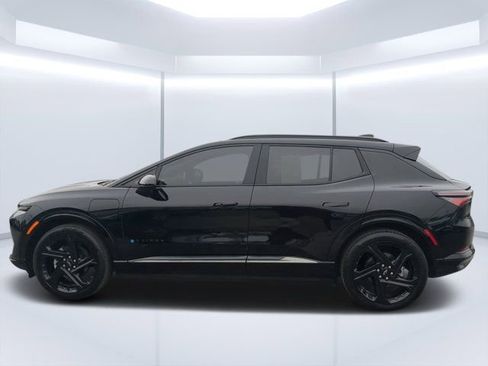 Used 2024 Chevrolet Equinox EV RS image 6