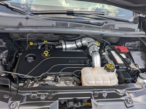 Used 2022 Buick Encore Preferred w/ Safety Package image 31