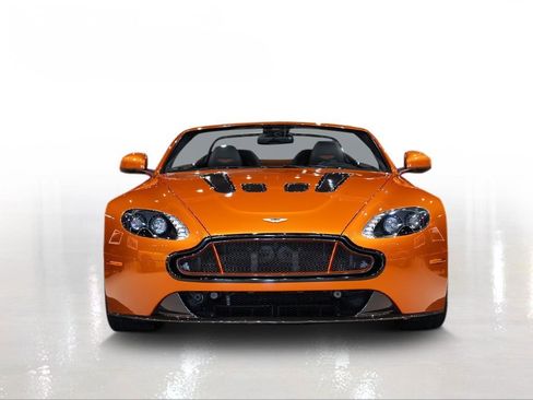Used 2015 Aston Martin V12 Vantage S image 7