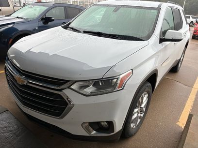 Used 2021 Chevrolet Traverse LT