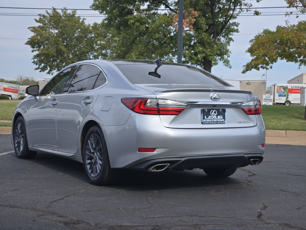 Used 2018 Lexus ES 350 w/ Navigation System Package FWD image 5