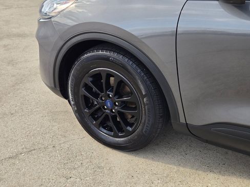 Used 2022 Ford Escape SE w/ Convenience Package image 14