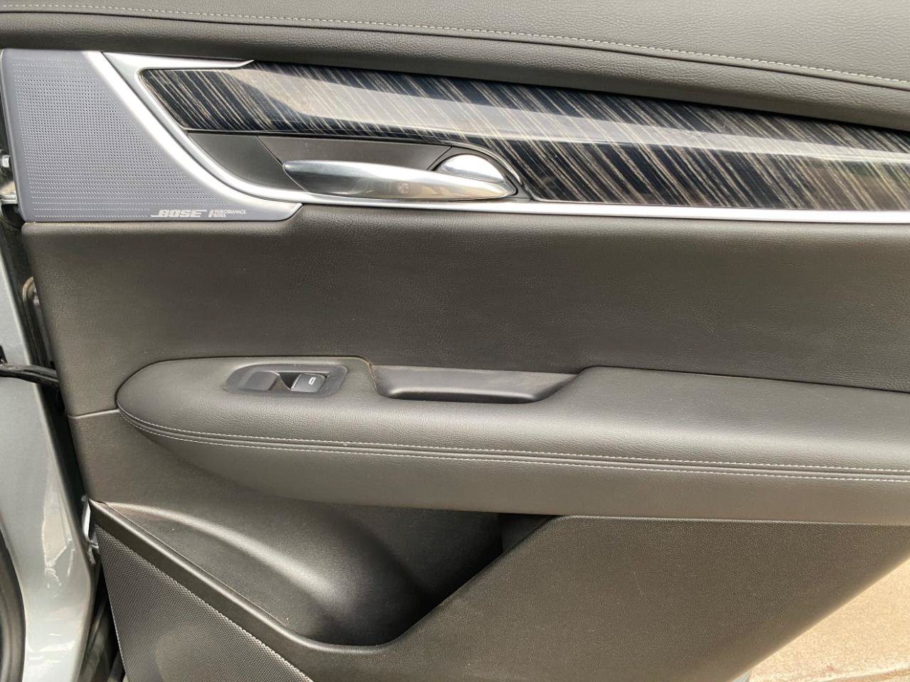 Used 2024 Cadillac XT6 Premium Luxury AWD/4WD image 45