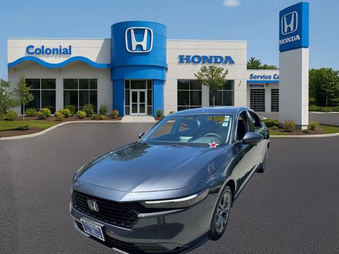 Used 2024 Honda Accord EX image 2