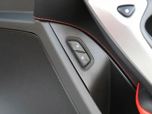 Used 2017 Chevrolet Corvette Grand Sport image 39