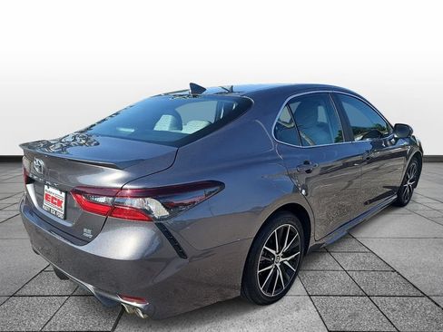 Used 2024 Toyota Camry SE AWD/4WD image 5