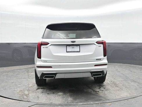 Used 2024 Cadillac XT6 Premium Luxury w/ Technology Package AWD/4WD image 11