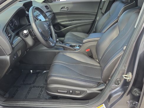 Used 2020 Acura ILX FWD image 9