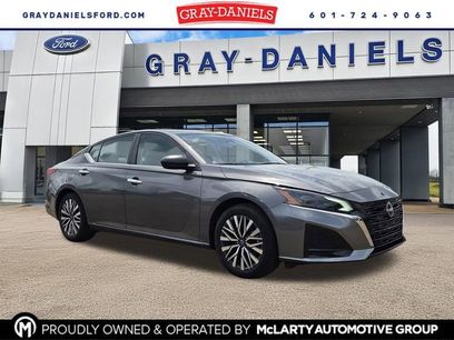 Used 2025 Nissan Altima 2.5 SV