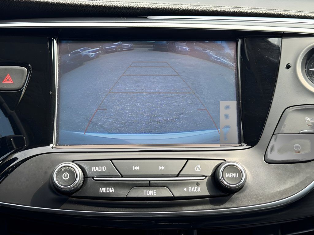 Used 2020 Buick Envision Essence FWD image 11