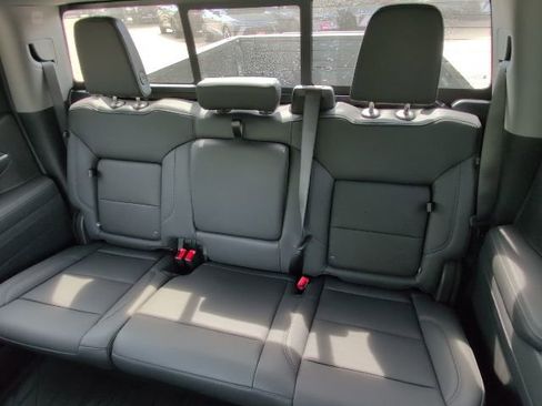 New 2026 Chevrolet Silverado 1500 LTZ w/ LTZ Premium Texas Edition AWD/4WD image 8