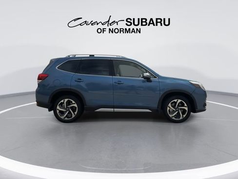 Used 2023 Subaru Forester Touring AWD/4WD image 9