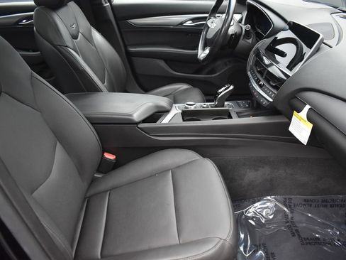 Used 2023 Cadillac CT5 Premium Luxury AWD/4WD image 33