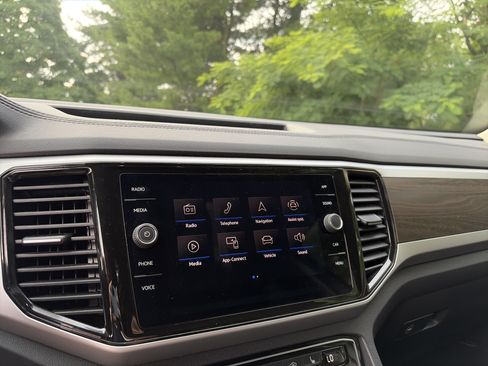 Used 2022 Volkswagen Atlas SE AWD/4WD image 31