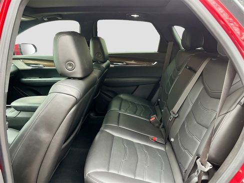 Used 2021 Cadillac XT5 Sportv w/ Platinum Package image 26
