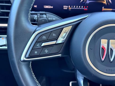 Used 2025 Buick Envision Sport Touring image 24